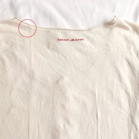 The Cottage Coquette Button Baby Tee 🐚 by DKNY Jeans; Size Small - Picture 8 of 8